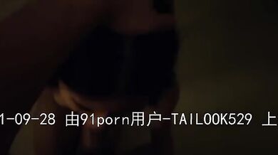 申精！高Z母狗微露脸吃鸡无套爆操精华！